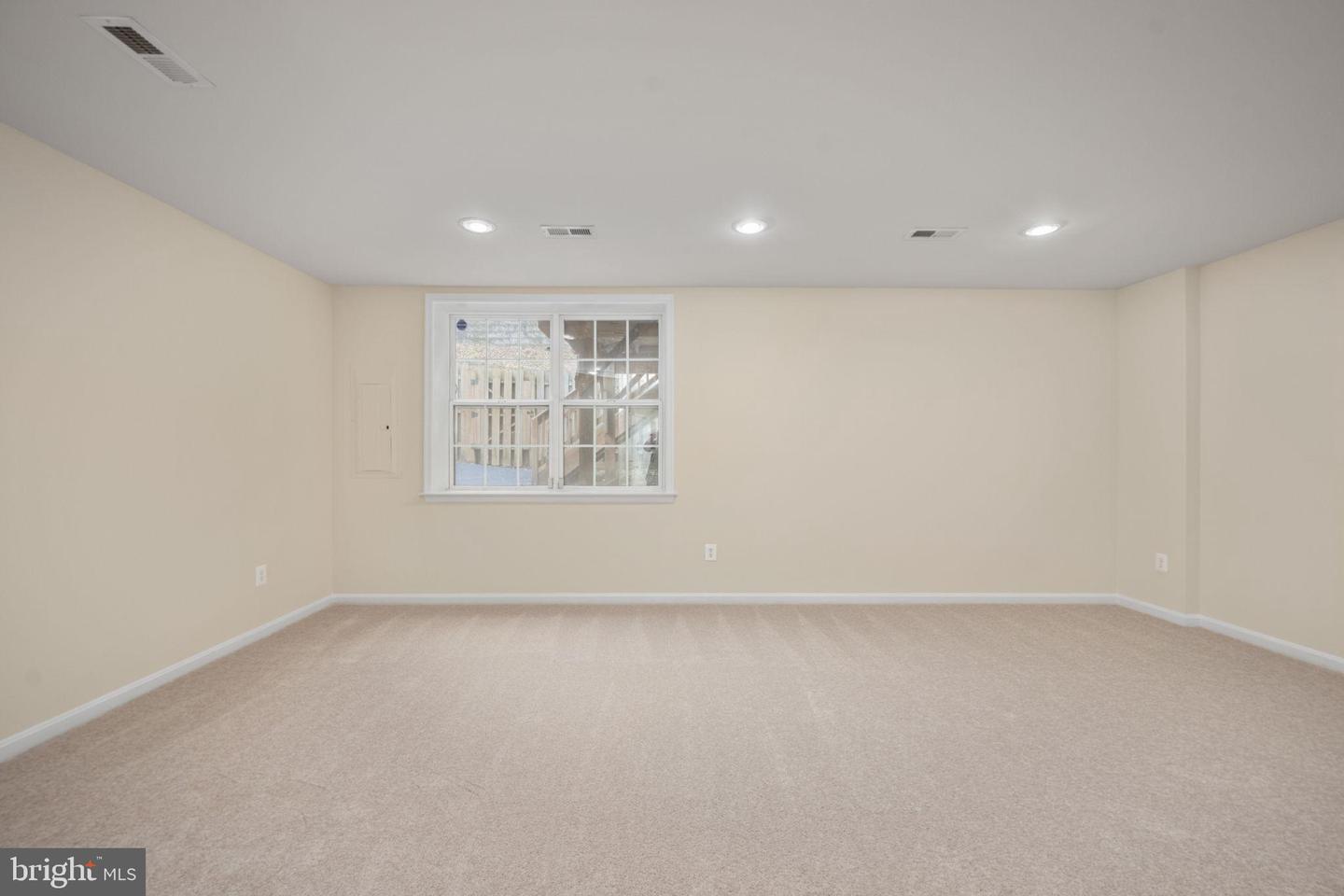 100 MOORING CT, STAFFORD, Virginia 22554, 4 Bedrooms Bedrooms, 7 Rooms Rooms,2 BathroomsBathrooms,Residential,For sale,100 MOORING CT,VAST2046260 MLS # VAST2046260