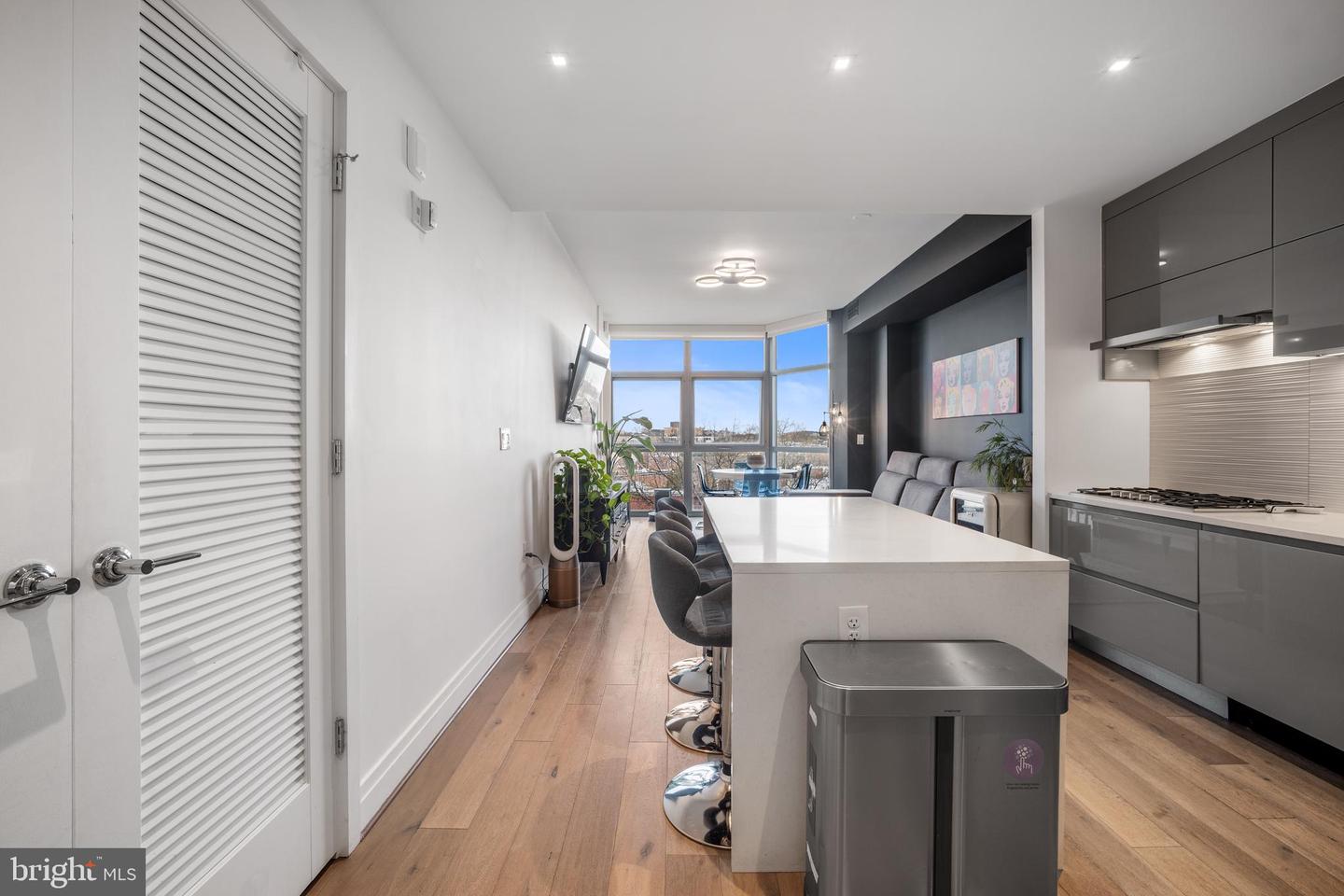 810 O ST NW #504, WASHINGTON, District Of Columbia 20001, 2 Bedrooms Bedrooms, ,2 BathroomsBathrooms,Residential,For sale,810 O ST NW #504,DCDC2246772 MLS # DCDC2246772