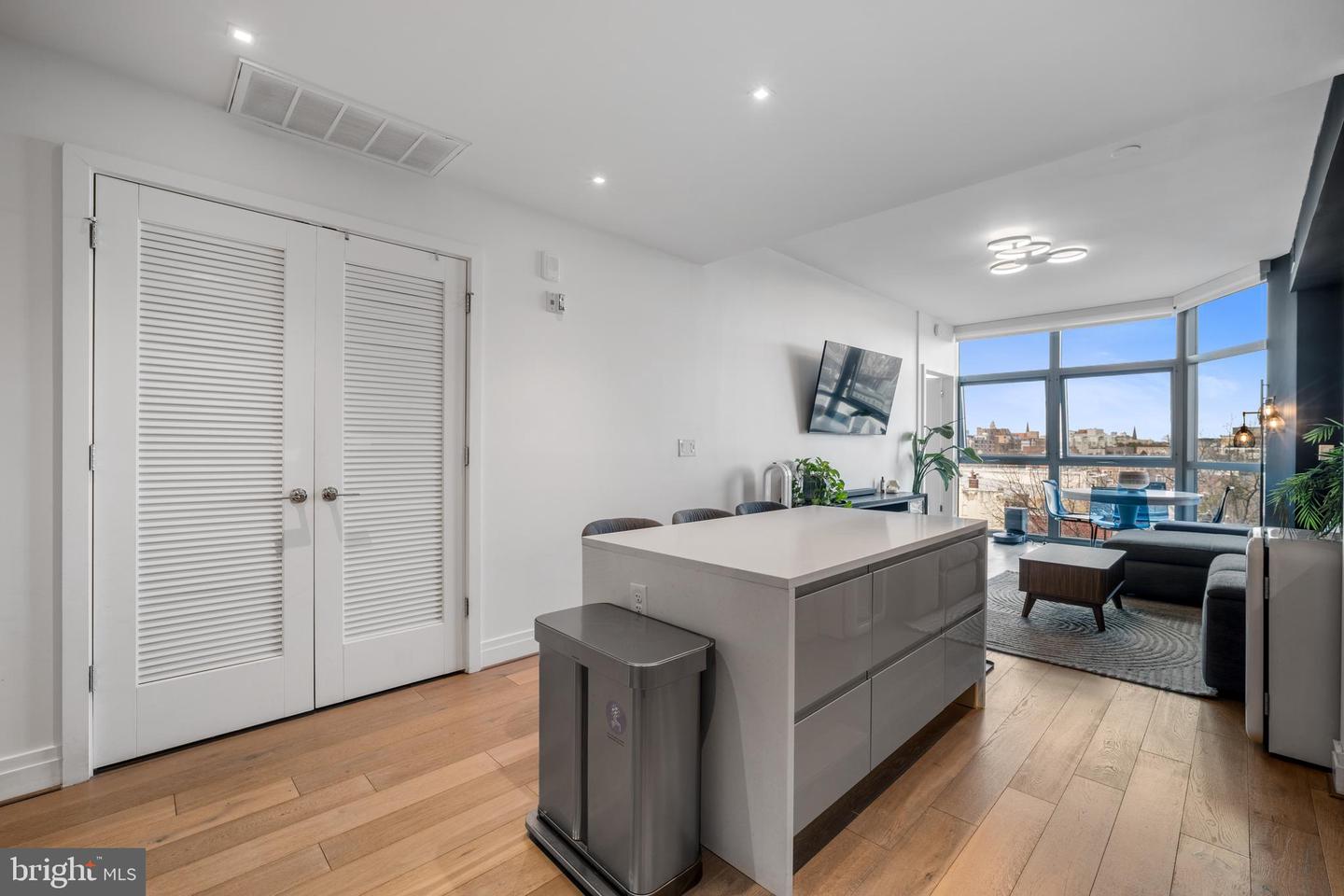 810 O ST NW #504, WASHINGTON, District Of Columbia 20001, 2 Bedrooms Bedrooms, ,2 BathroomsBathrooms,Residential,For sale,810 O ST NW #504,DCDC2246772 MLS # DCDC2246772