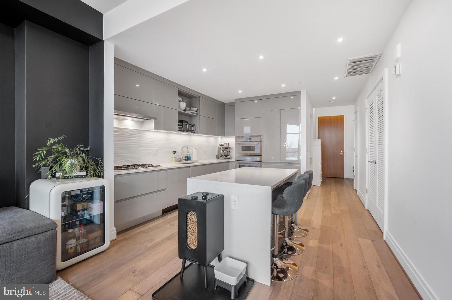 810 O ST NW #504, WASHINGTON, District Of Columbia 20001, 2 Bedrooms Bedrooms, ,2 BathroomsBathrooms,Residential,For sale,810 O ST NW #504,DCDC2246772 MLS # DCDC2246772