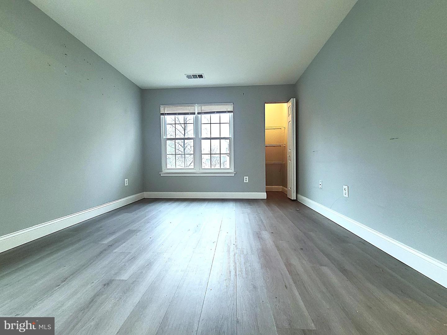 1049 GARDENVIEW LOOP #302, WOODBRIDGE, Virginia 22191, 2 Bedrooms Bedrooms, ,2 BathroomsBathrooms,Residential,For sale,1049 GARDENVIEW LOOP #302,VAPW2112780 MLS # VAPW2112780