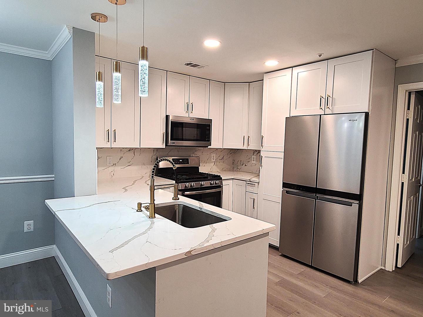 1049 GARDENVIEW LOOP #302, WOODBRIDGE, Virginia 22191, 2 Bedrooms Bedrooms, ,2 BathroomsBathrooms,Residential,For sale,1049 GARDENVIEW LOOP #302,VAPW2112780 MLS # VAPW2112780