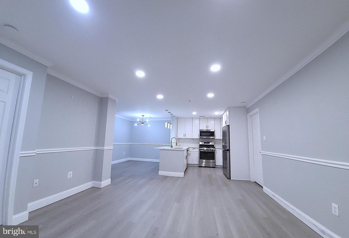 1049 GARDENVIEW LOOP #302, WOODBRIDGE, Virginia 22191, 2 Bedrooms Bedrooms, ,2 BathroomsBathrooms,Residential,For sale,1049 GARDENVIEW LOOP #302,VAPW2112780 MLS # VAPW2112780