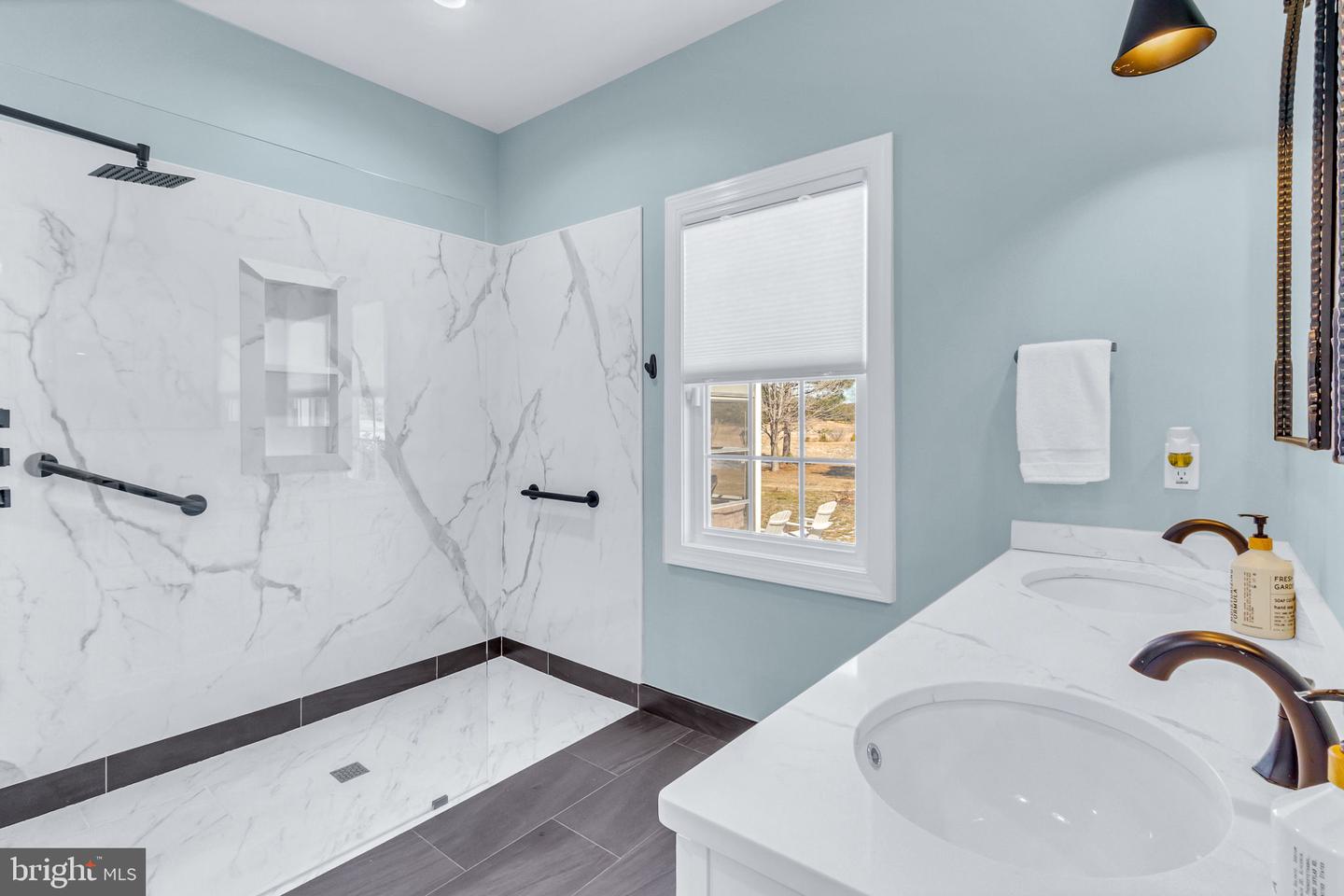 88 OLD FIELD RD, IRVINGTON, Virginia 22480, 3 Bedrooms Bedrooms, ,2 BathroomsBathrooms,Residential,For sale,88 OLD FIELD RD,VALV2000958 MLS # VALV2000958 88 OLD FIELD RD, IRVINGTON, Virginia 22480, 3 Bedrooms Bedrooms, ,2 BathroomsBathrooms,Residential,For sale,88 OLD FIELD RD,VALV2000958 MLS # VALV2000958