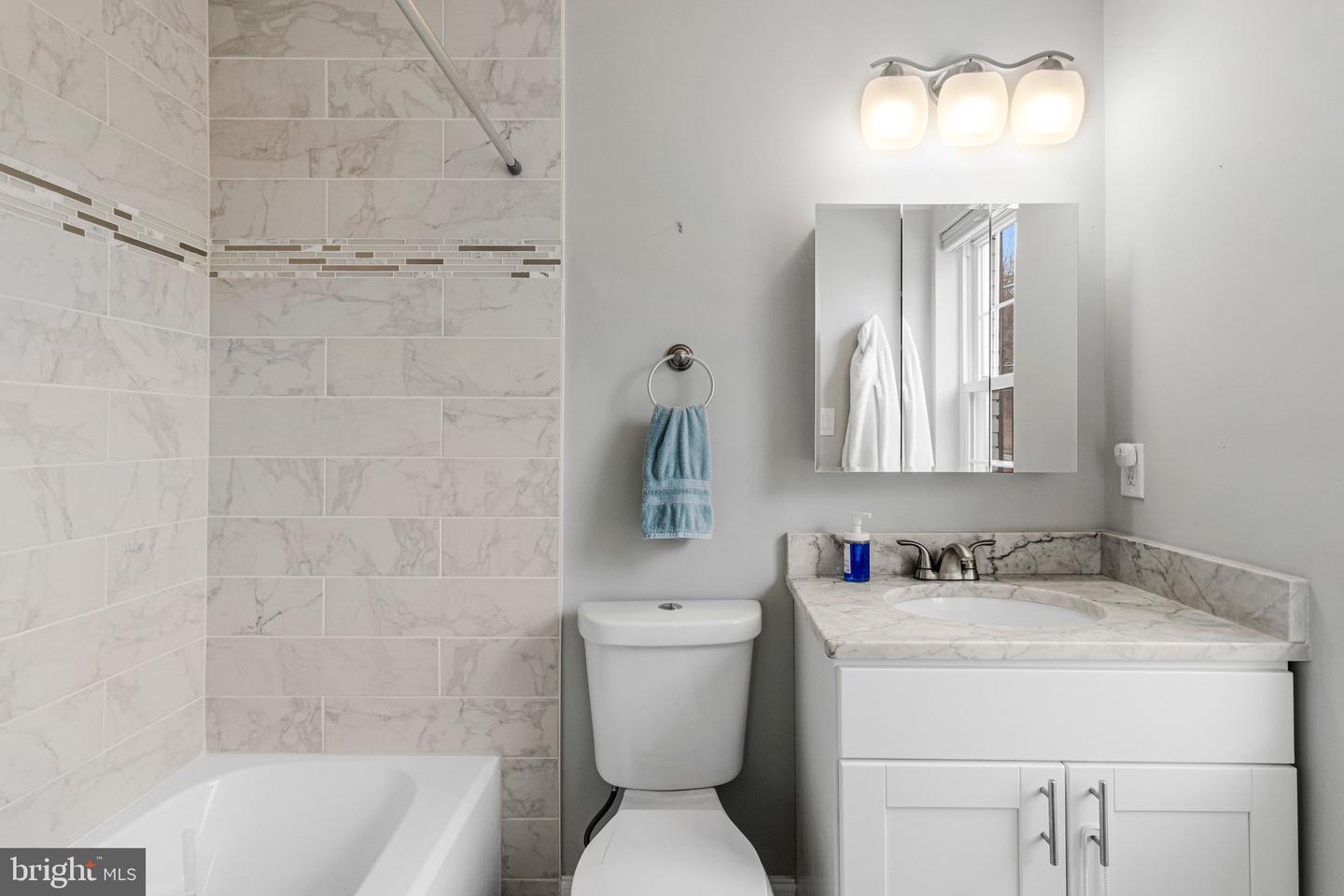 5043 11TH ST NE, WASHINGTON, District Of Columbia 20017, 3 Bedrooms Bedrooms, ,3 BathroomsBathrooms,Residential,For sale,5043 11TH ST NE,DCDC2246928 MLS # DCDC2246928