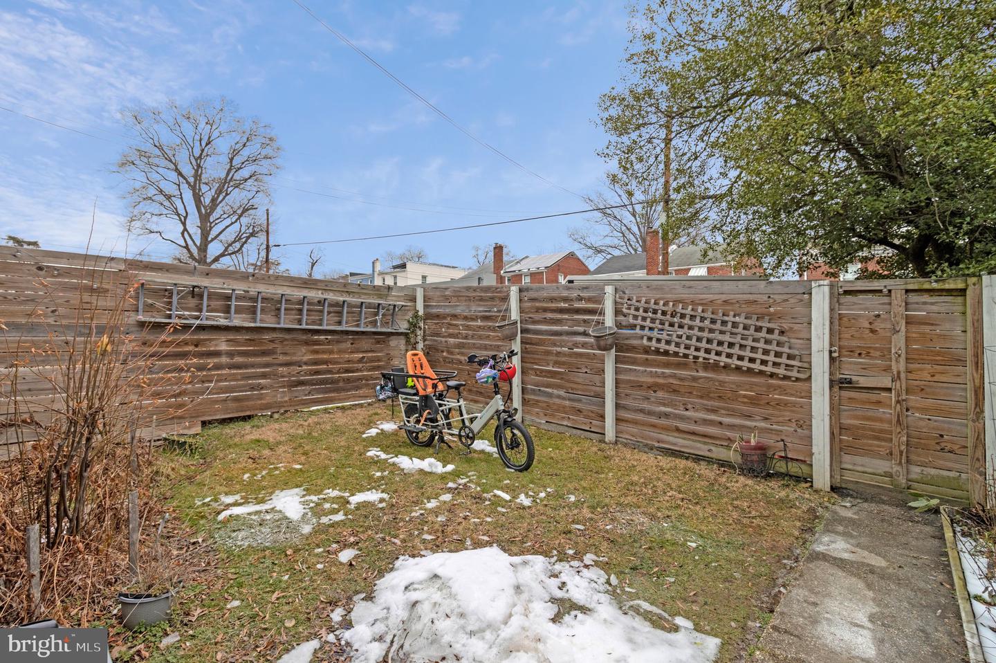 5043 11TH ST NE, WASHINGTON, District Of Columbia 20017, 3 Bedrooms Bedrooms, ,3 BathroomsBathrooms,Residential,For sale,5043 11TH ST NE,DCDC2246928 MLS # DCDC2246928