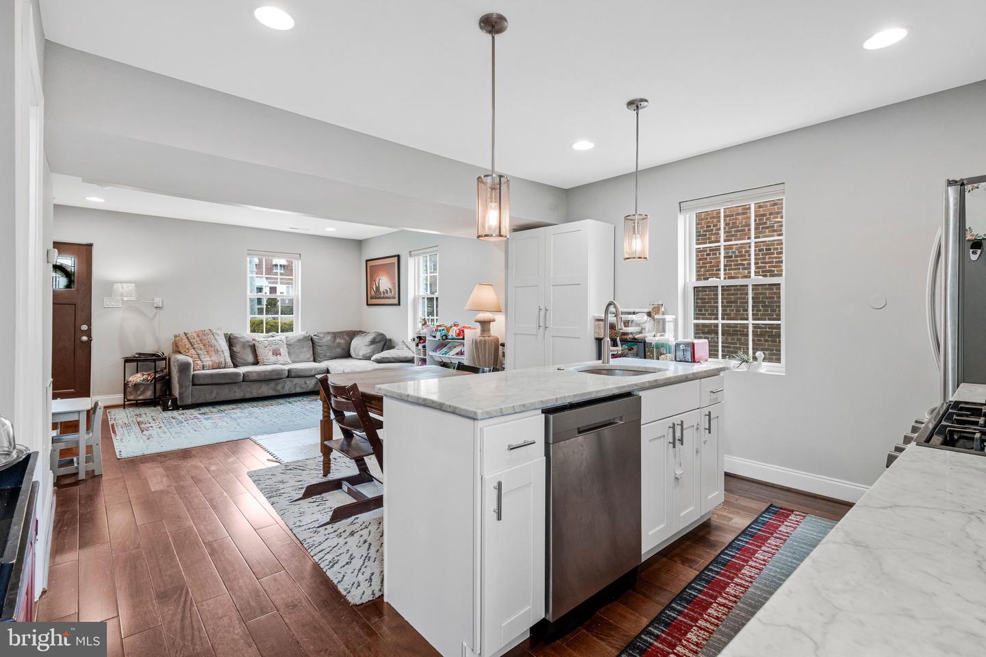 5043 11TH ST NE, WASHINGTON, District Of Columbia 20017, 3 Bedrooms Bedrooms, ,3 BathroomsBathrooms,Residential,For sale,5043 11TH ST NE,DCDC2246928 MLS # DCDC2246928