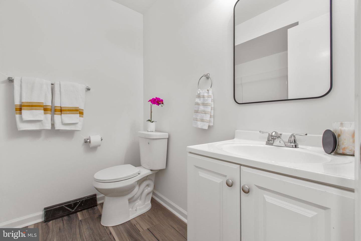 59 MCCARTY RD, FREDERICKSBURG, Virginia 22405, 3 Bedrooms Bedrooms, ,1 BathroomBathrooms,Residential,For sale,59 MCCARTY RD,VAST2046306 MLS # VAST2046306