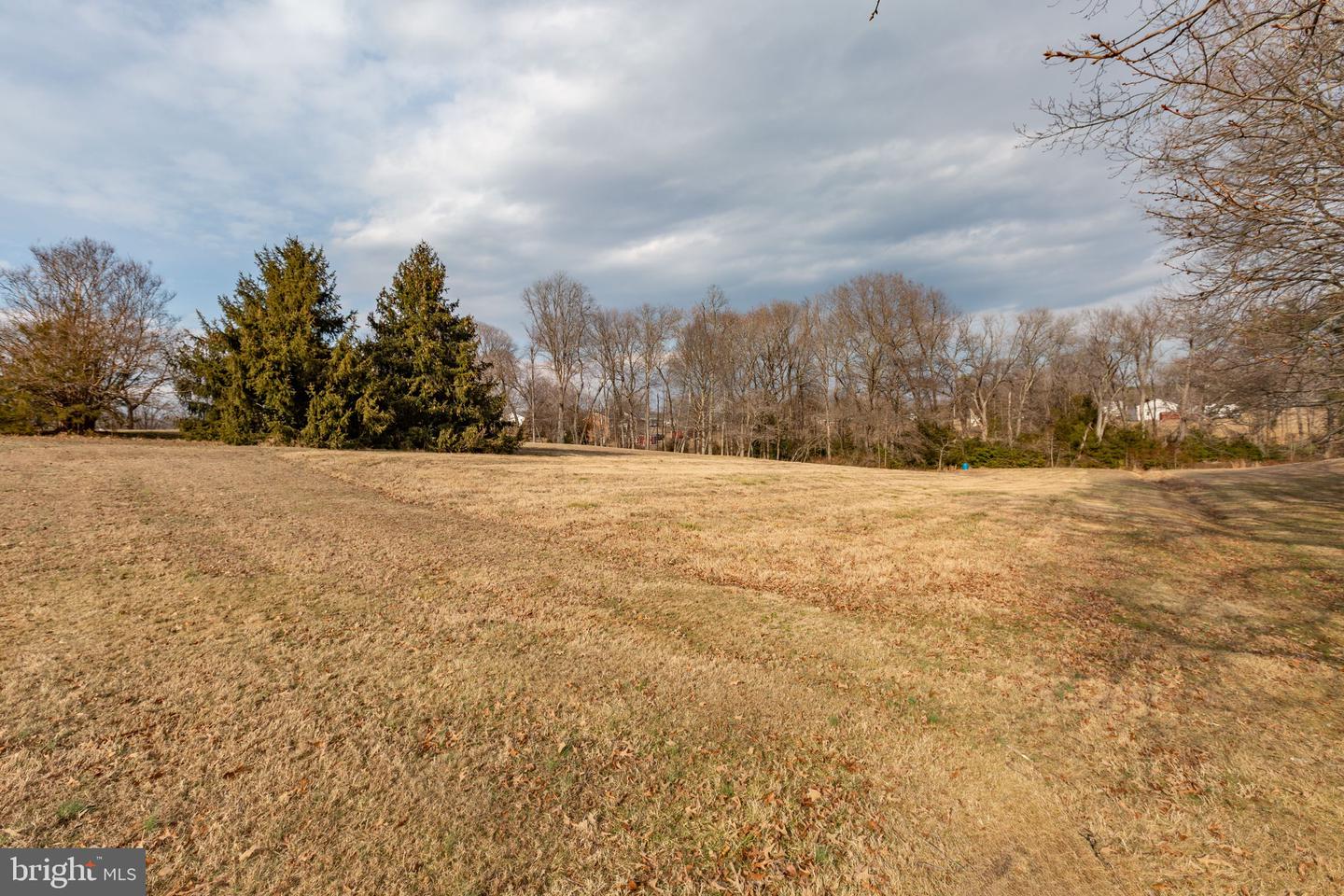 59 MCCARTY RD, FREDERICKSBURG, Virginia 22405, 3 Bedrooms Bedrooms, ,1 BathroomBathrooms,Residential,For sale,59 MCCARTY RD,VAST2046306 MLS # VAST2046306