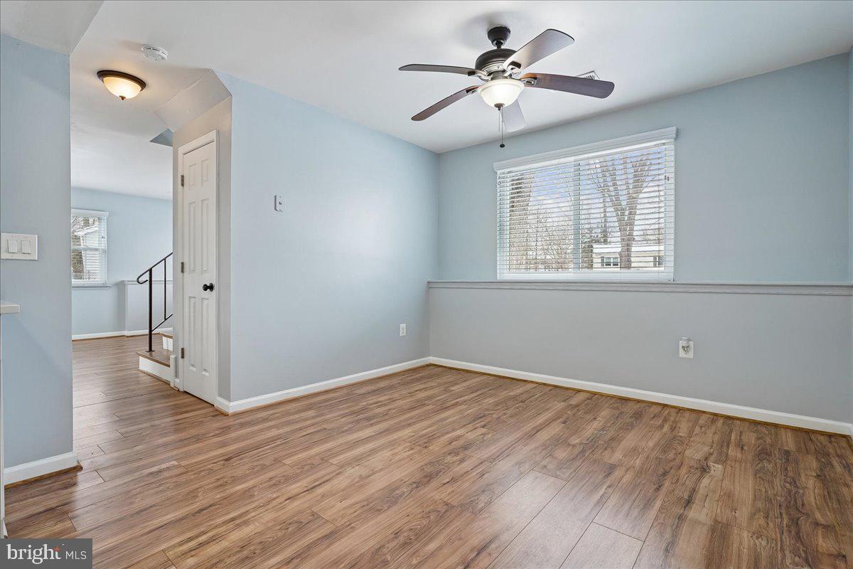 5303 STOCKTON CT, WOODBRIDGE, Virginia 22193, 3 Bedrooms Bedrooms, 6 Rooms Rooms,2 BathroomsBathrooms,Residential,For sale,5303 STOCKTON CT,VAPW2112902 MLS # VAPW2112902