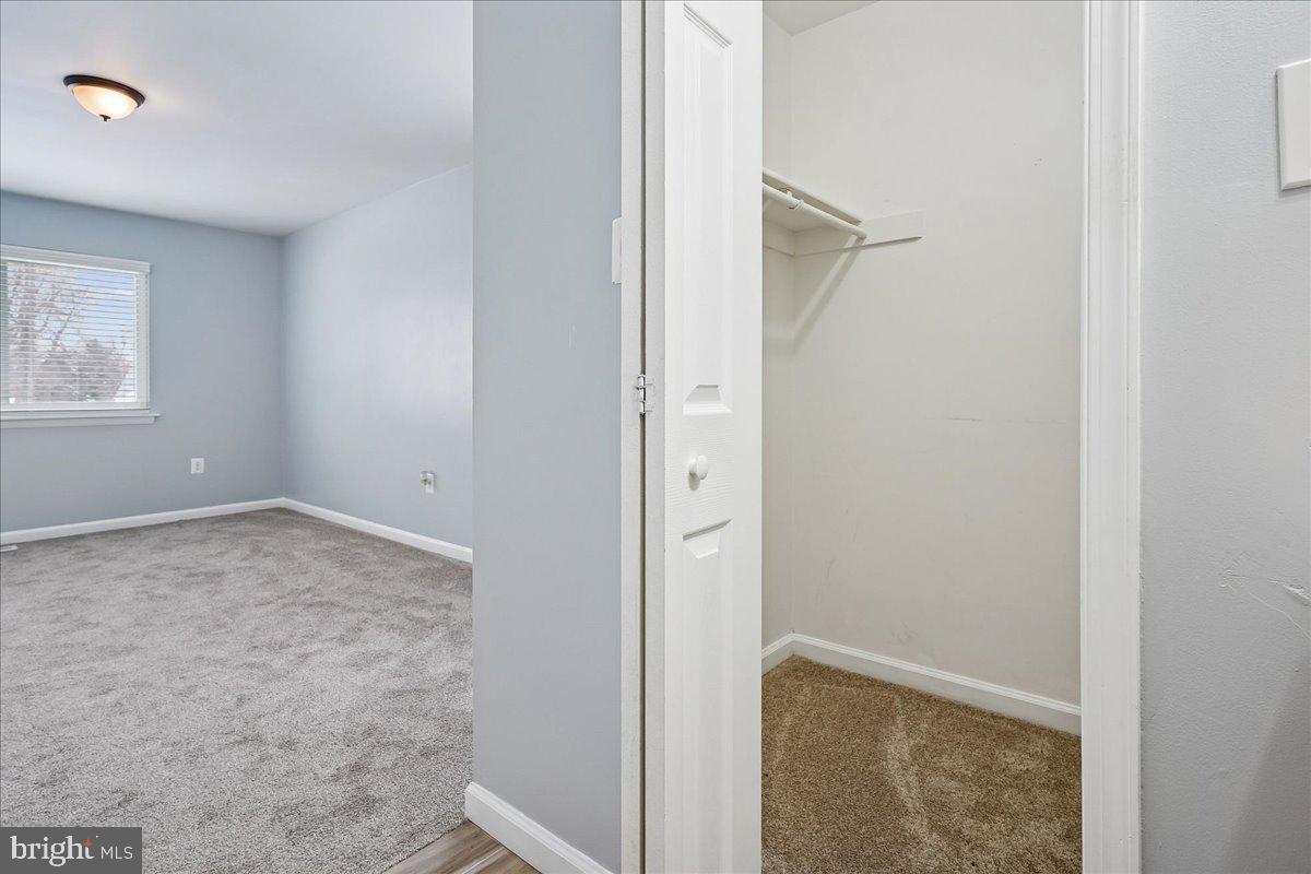 5303 STOCKTON CT, WOODBRIDGE, Virginia 22193, 3 Bedrooms Bedrooms, 6 Rooms Rooms,2 BathroomsBathrooms,Residential,For sale,5303 STOCKTON CT,VAPW2112902 MLS # VAPW2112902