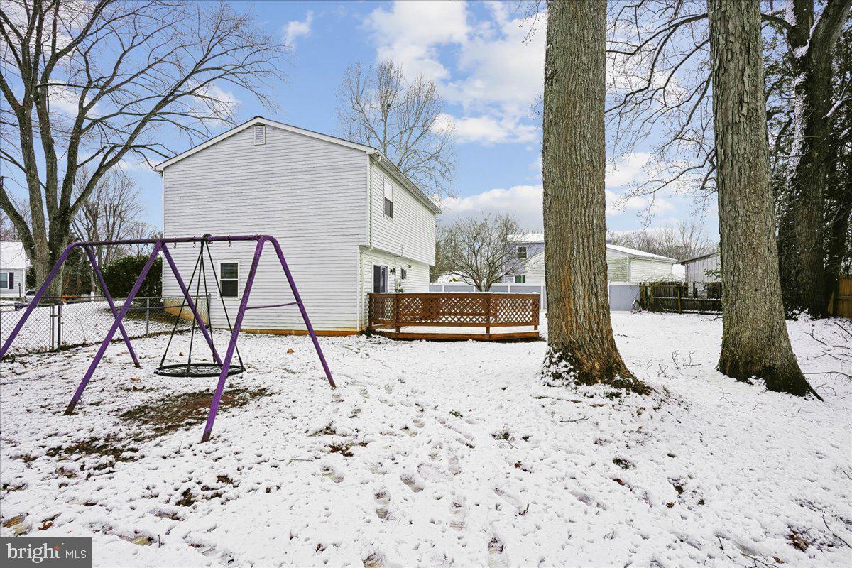 5303 STOCKTON CT, WOODBRIDGE, Virginia 22193, 3 Bedrooms Bedrooms, 6 Rooms Rooms,2 BathroomsBathrooms,Residential,For sale,5303 STOCKTON CT,VAPW2112902 MLS # VAPW2112902