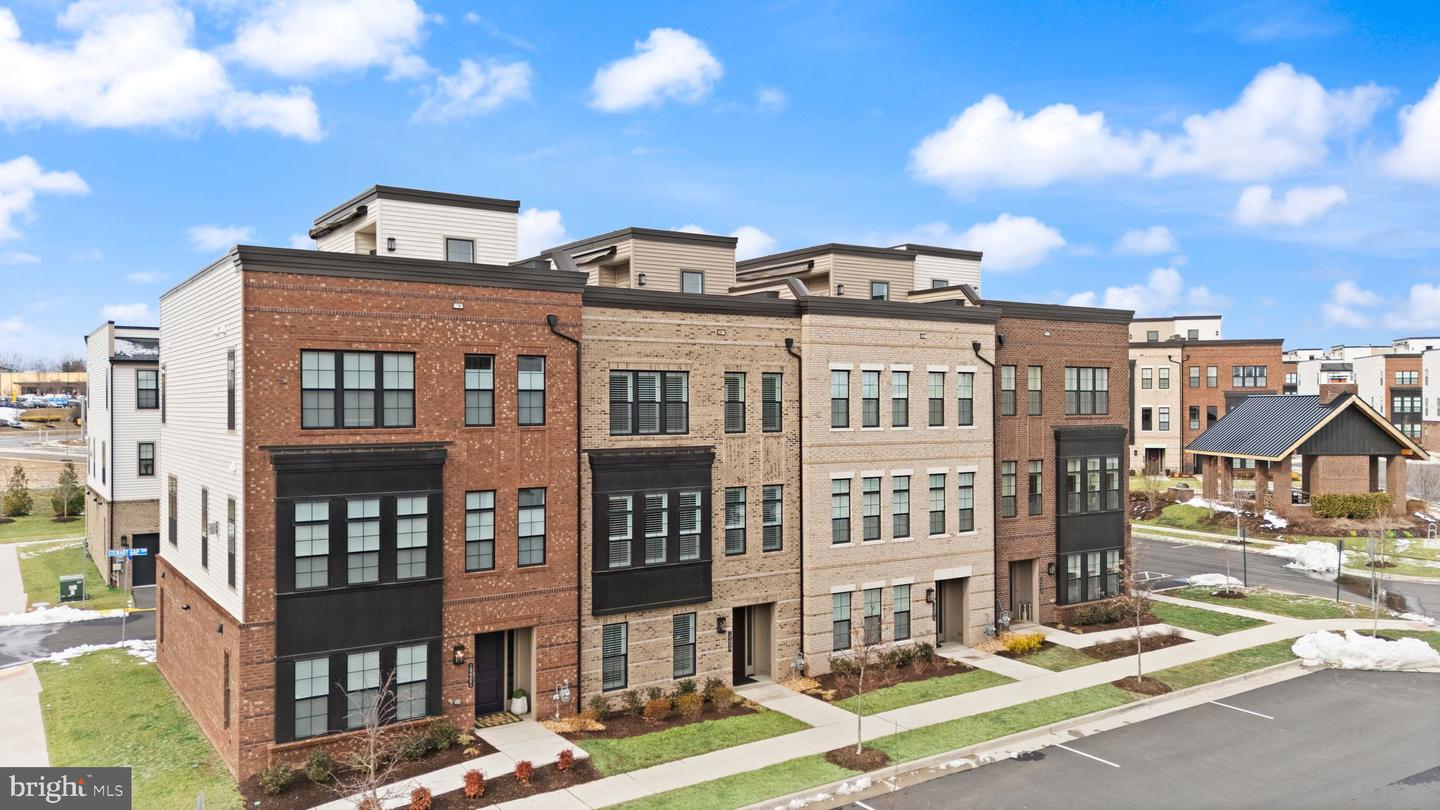 19899 HARRISON TRACE TER, ASHBURN, Virginia 20147, 3 Bedrooms Bedrooms, ,3 BathroomsBathrooms,Residential,For sale,19899 HARRISON TRACE TER,VALO2116352 MLS # VALO2116352