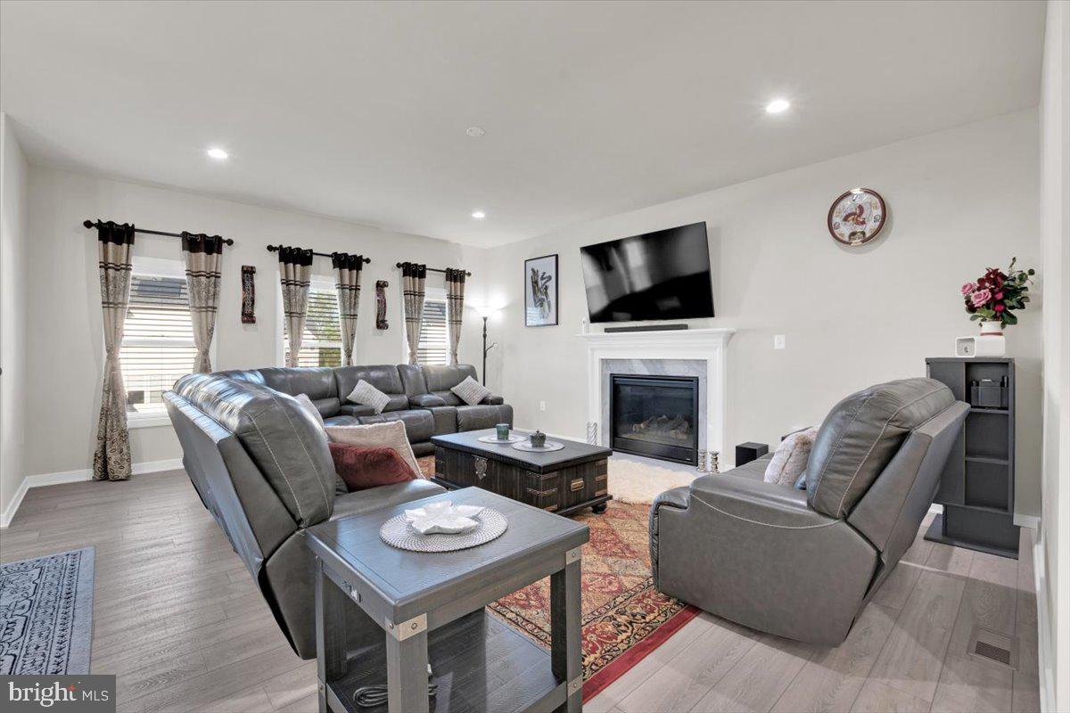 25038 WOODLAND IRIS DR, ALDIE, Virginia 20105, 4 Bedrooms Bedrooms, ,3 BathroomsBathrooms,Residential,For sale,25038 WOODLAND IRIS DR,VALO2116356 MLS # VALO2116356