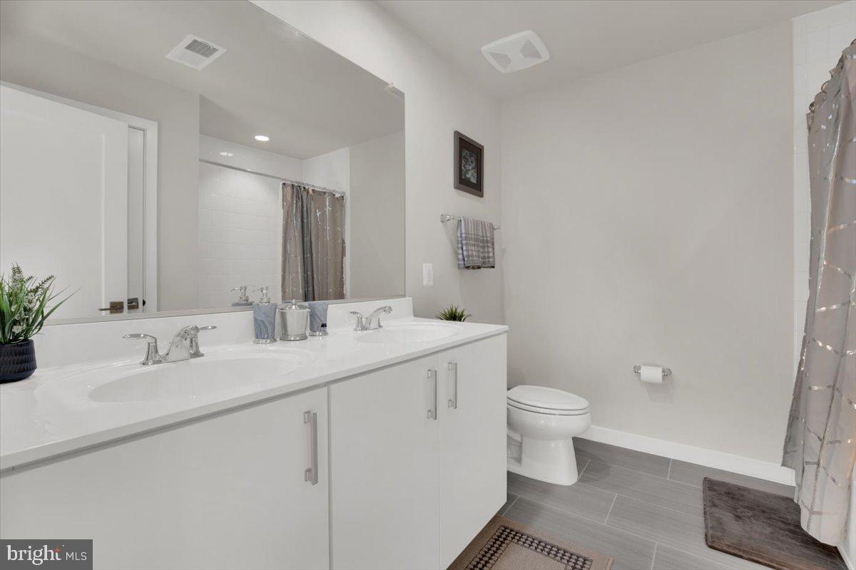 25038 WOODLAND IRIS DR, ALDIE, Virginia 20105, 4 Bedrooms Bedrooms, ,3 BathroomsBathrooms,Residential,For sale,25038 WOODLAND IRIS DR,VALO2116356 MLS # VALO2116356