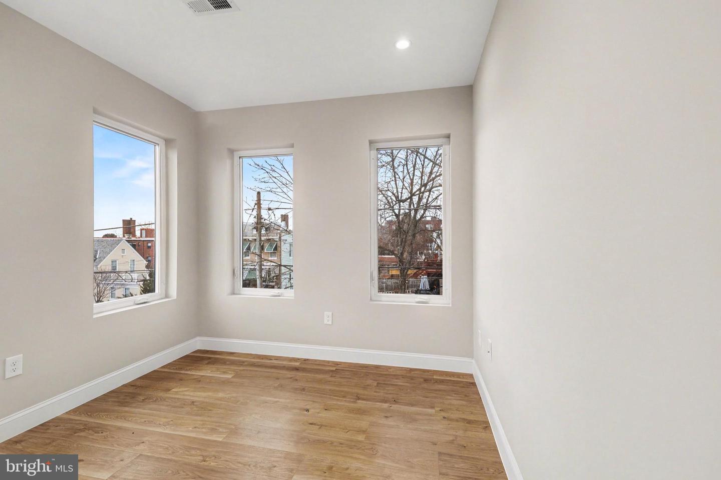 842 MADISON ST NW #2, WASHINGTON, District Of Columbia 20011, 4 Bedrooms Bedrooms, ,3 BathroomsBathrooms,Residential,For sale,842 MADISON ST NW #2,DCDC2247086 MLS # DCDC2247086 842 MADISON ST NW #2, WASHINGTON, District Of Columbia 20011, 4 Bedrooms Bedrooms, ,3 BathroomsBathrooms,Residential,For sale,842 MADISON ST NW #2,DCDC2247086 MLS # DCDC2247086