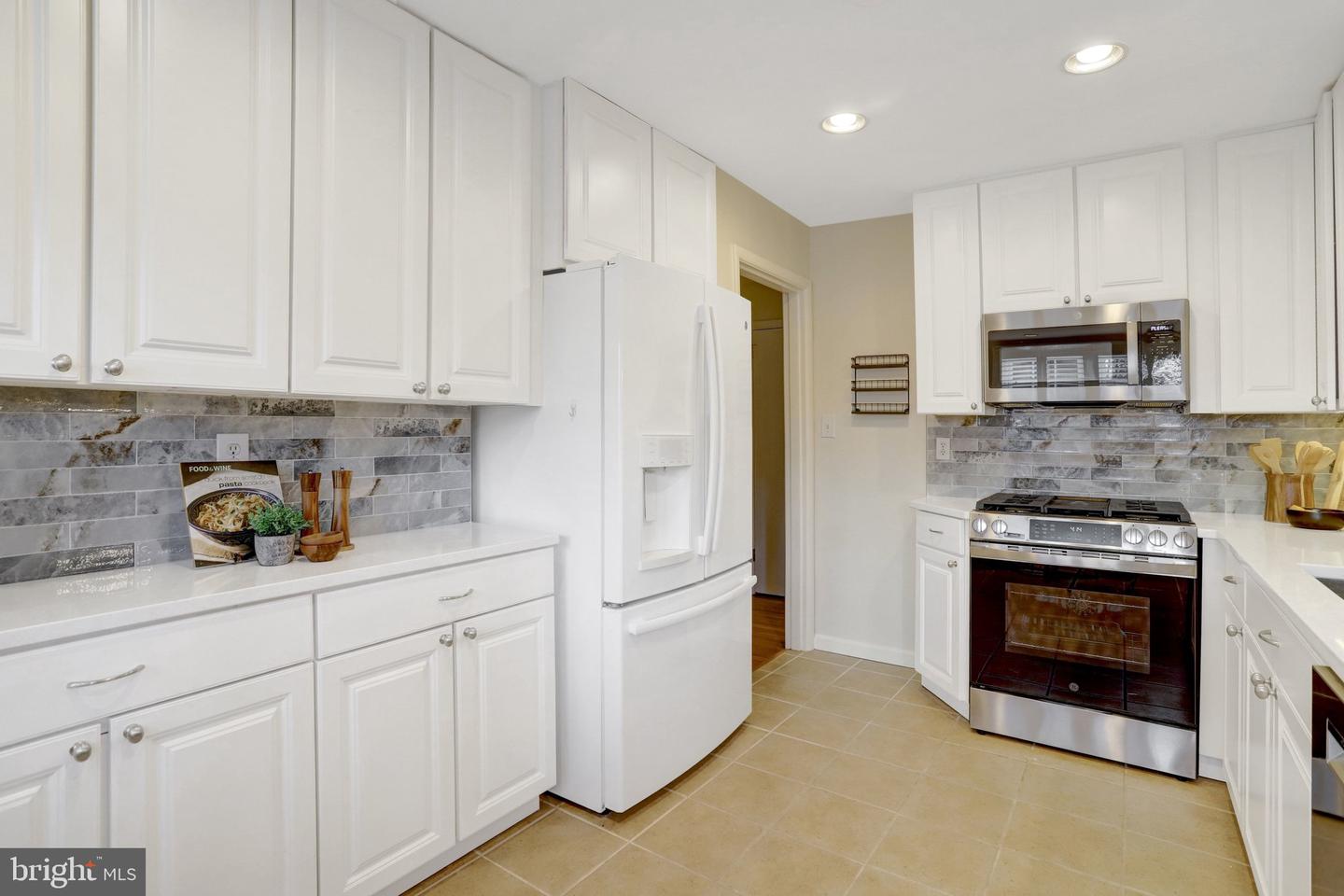 1121 WESTMORELAND RD, ALEXANDRIA, Virginia 22308, 4 Bedrooms Bedrooms, 7 Rooms Rooms,3 BathroomsBathrooms,Residential,For sale,1121 WESTMORELAND RD,VAFX2292030 MLS # VAFX2292030