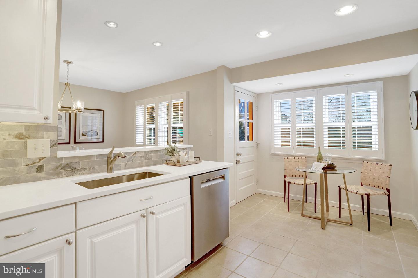 1121 WESTMORELAND RD, ALEXANDRIA, Virginia 22308, 4 Bedrooms Bedrooms, 7 Rooms Rooms,3 BathroomsBathrooms,Residential,For sale,1121 WESTMORELAND RD,VAFX2292030 MLS # VAFX2292030