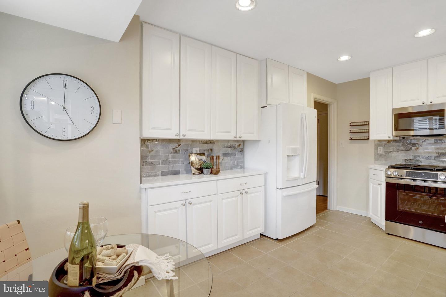 1121 WESTMORELAND RD, ALEXANDRIA, Virginia 22308, 4 Bedrooms Bedrooms, 7 Rooms Rooms,3 BathroomsBathrooms,Residential,For sale,1121 WESTMORELAND RD,VAFX2292030 MLS # VAFX2292030