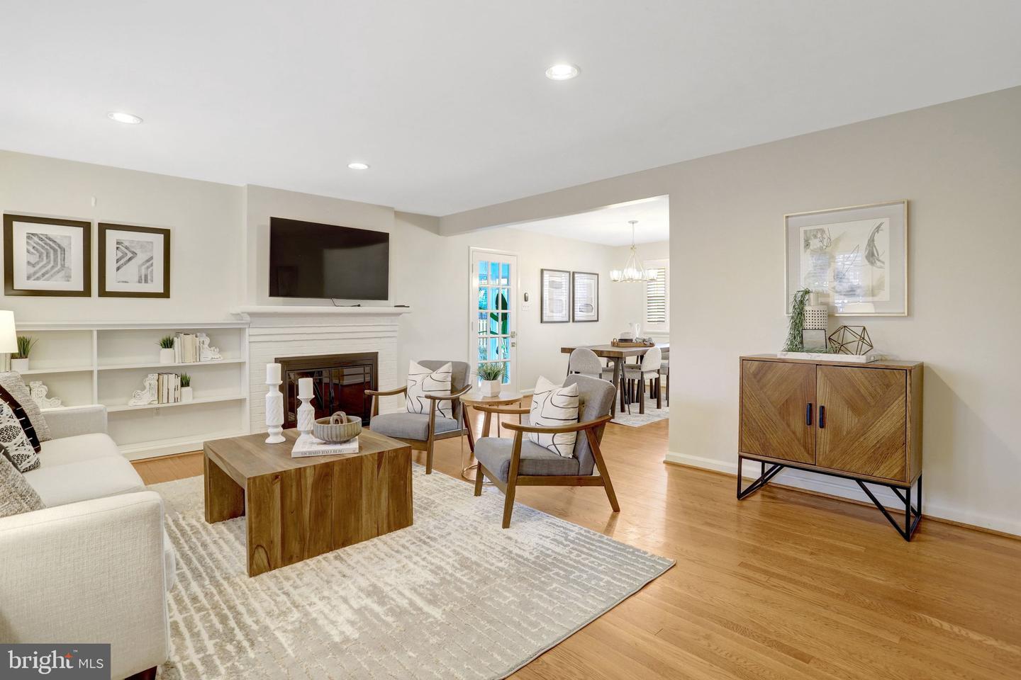 1121 WESTMORELAND RD, ALEXANDRIA, Virginia 22308, 4 Bedrooms Bedrooms, 7 Rooms Rooms,3 BathroomsBathrooms,Residential,For sale,1121 WESTMORELAND RD,VAFX2292030 MLS # VAFX2292030