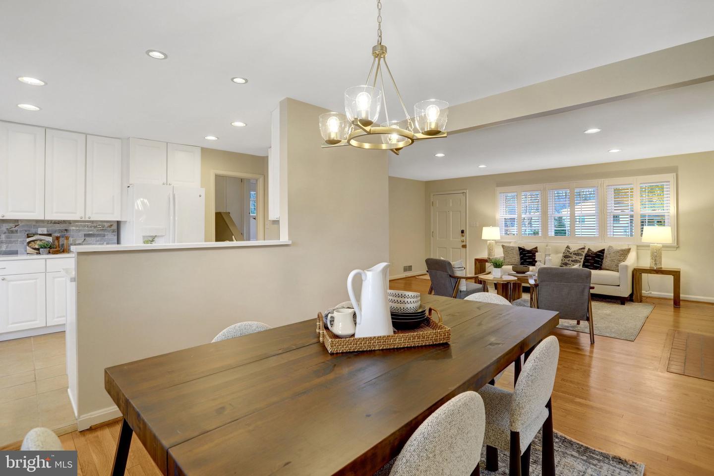 1121 WESTMORELAND RD, ALEXANDRIA, Virginia 22308, 4 Bedrooms Bedrooms, 7 Rooms Rooms,3 BathroomsBathrooms,Residential,For sale,1121 WESTMORELAND RD,VAFX2292030 MLS # VAFX2292030