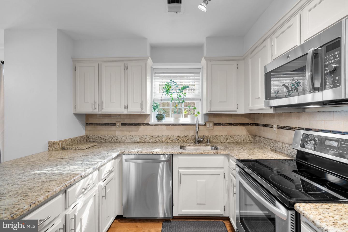 11713 STILLBROOK CT, RESTON, Virginia 20191, 3 Bedrooms Bedrooms, ,3 BathroomsBathrooms,Residential,For sale,11713 STILLBROOK CT,VAFX2292060 MLS # VAFX2292060 11713 STILLBROOK CT, RESTON, Virginia 20191, 3 Bedrooms Bedrooms, ,3 BathroomsBathrooms,Residential,For sale,11713 STILLBROOK CT,VAFX2292060 MLS # VAFX2292060