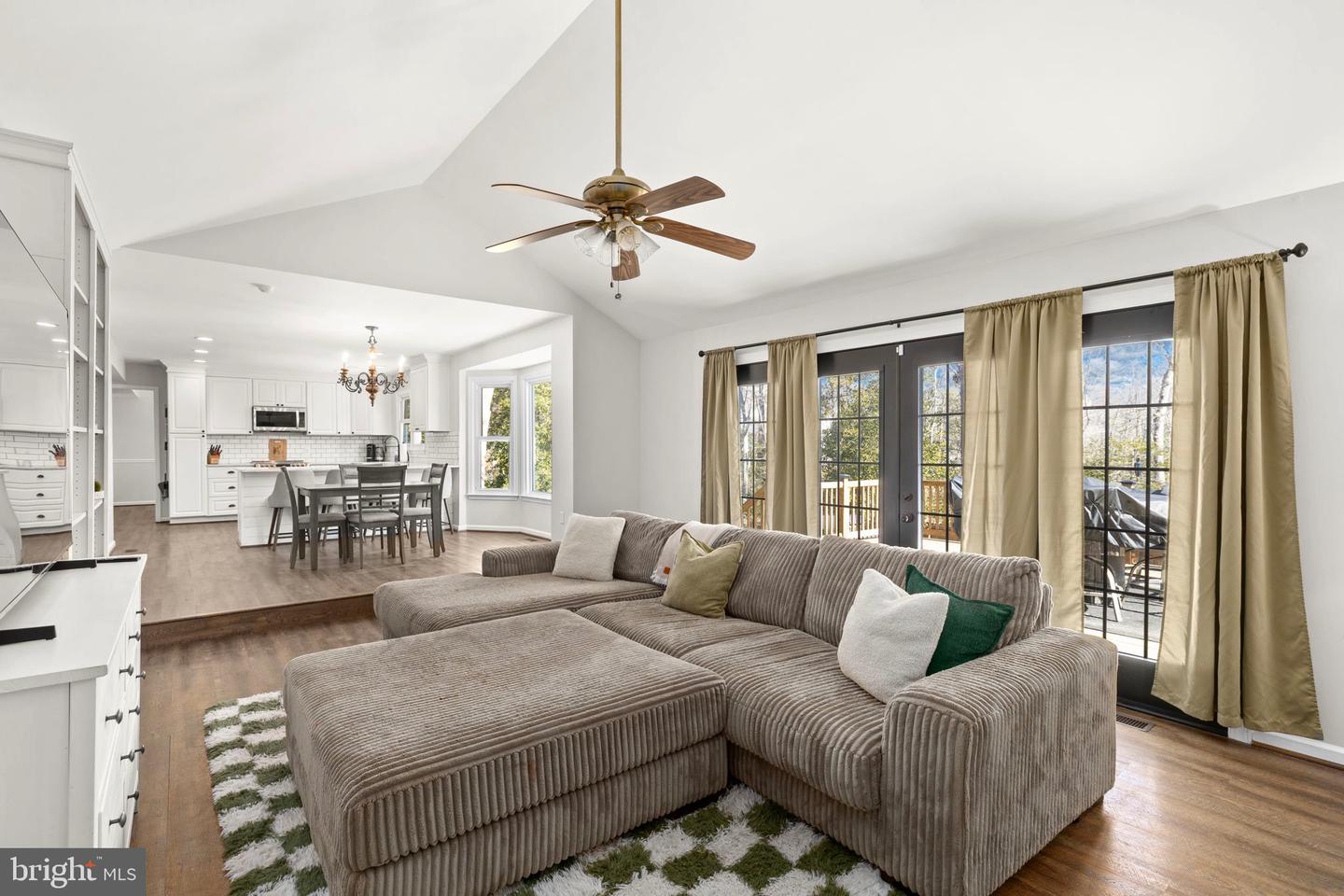 5 APPLE BLOSSOM CT, STAFFORD, Virginia 22554, 4 Bedrooms Bedrooms, 14 Rooms Rooms,2 BathroomsBathrooms,Residential,For sale,5 APPLE BLOSSOM CT,VAST2046334 MLS # VAST2046334