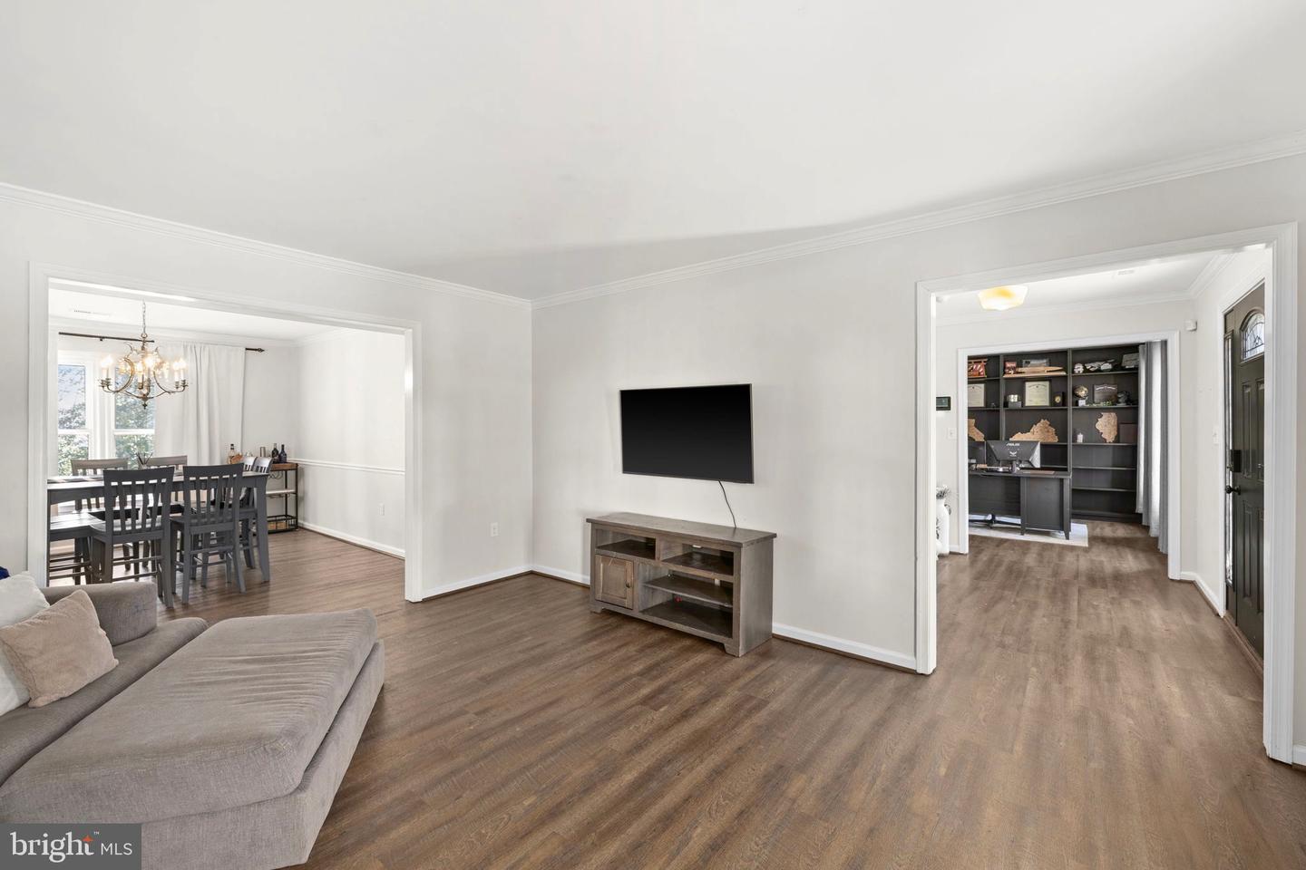 5 APPLE BLOSSOM CT, STAFFORD, Virginia 22554, 4 Bedrooms Bedrooms, 14 Rooms Rooms,2 BathroomsBathrooms,Residential,For sale,5 APPLE BLOSSOM CT,VAST2046334 MLS # VAST2046334