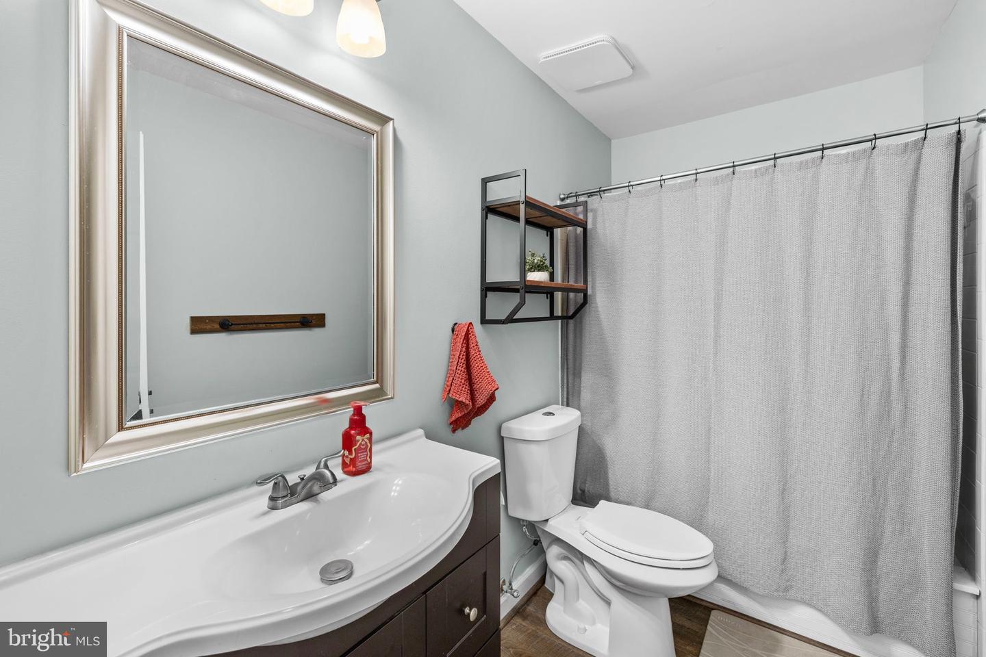 5 APPLE BLOSSOM CT, STAFFORD, Virginia 22554, 4 Bedrooms Bedrooms, 14 Rooms Rooms,2 BathroomsBathrooms,Residential,For sale,5 APPLE BLOSSOM CT,VAST2046334 MLS # VAST2046334