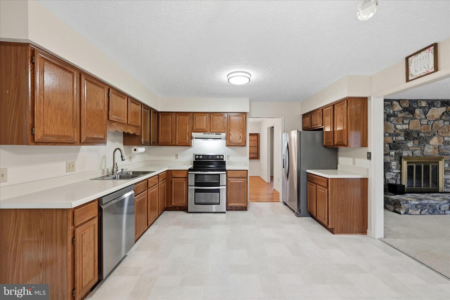 138 GLOUCESTER DR, WINCHESTER, Virginia 22603, 3 Bedrooms Bedrooms, ,2 BathroomsBathrooms,Residential,For sale,138 GLOUCESTER DR,VAFV2039718 MLS # VAFV2039718