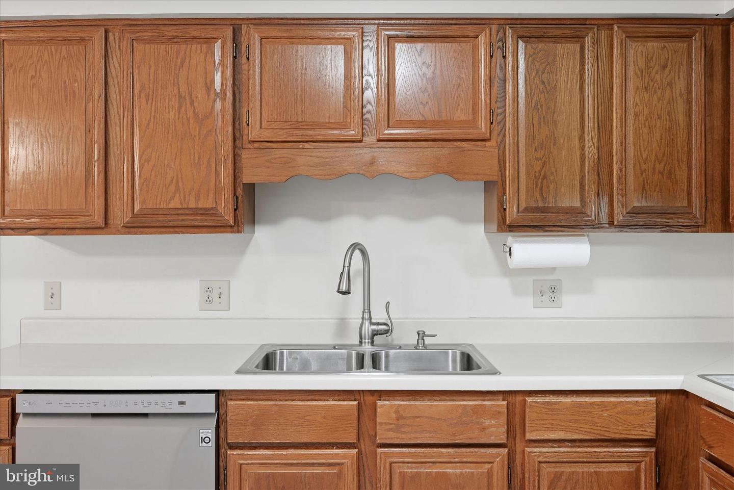 138 GLOUCESTER DR, WINCHESTER, Virginia 22603, 3 Bedrooms Bedrooms, ,2 BathroomsBathrooms,Residential,For sale,138 GLOUCESTER DR,VAFV2039718 MLS # VAFV2039718