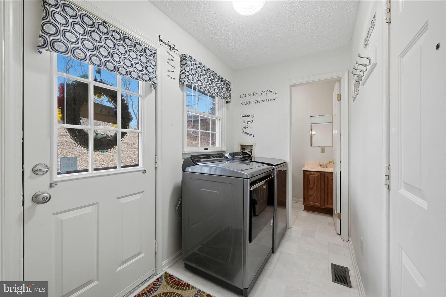 138 GLOUCESTER DR, WINCHESTER, Virginia 22603, 3 Bedrooms Bedrooms, ,2 BathroomsBathrooms,Residential,For sale,138 GLOUCESTER DR,VAFV2039718 MLS # VAFV2039718