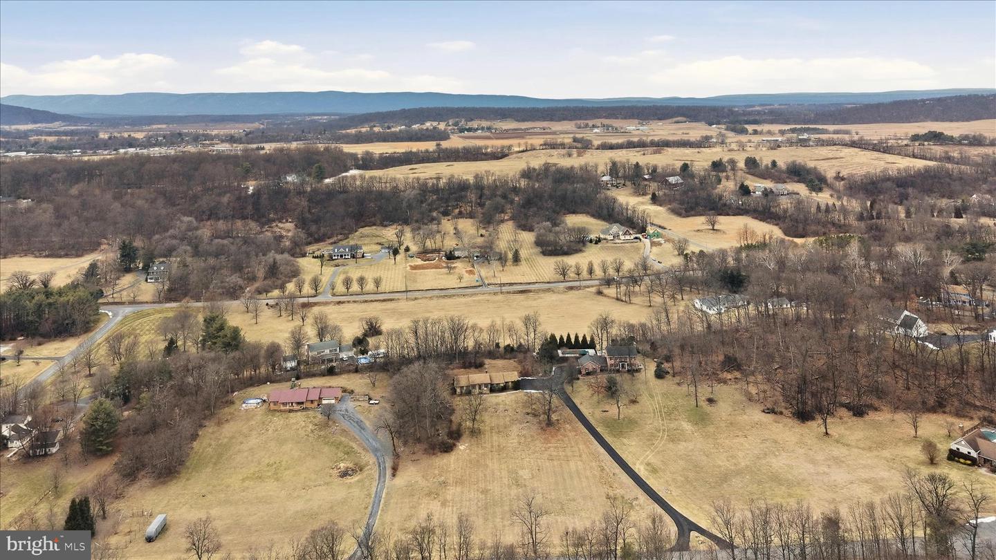 138 GLOUCESTER DR, WINCHESTER, Virginia 22603, 3 Bedrooms Bedrooms, ,2 BathroomsBathrooms,Residential,For sale,138 GLOUCESTER DR,VAFV2039718 MLS # VAFV2039718