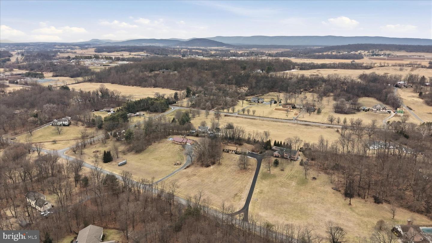 138 GLOUCESTER DR, WINCHESTER, Virginia 22603, 3 Bedrooms Bedrooms, ,2 BathroomsBathrooms,Residential,For sale,138 GLOUCESTER DR,VAFV2039718 MLS # VAFV2039718