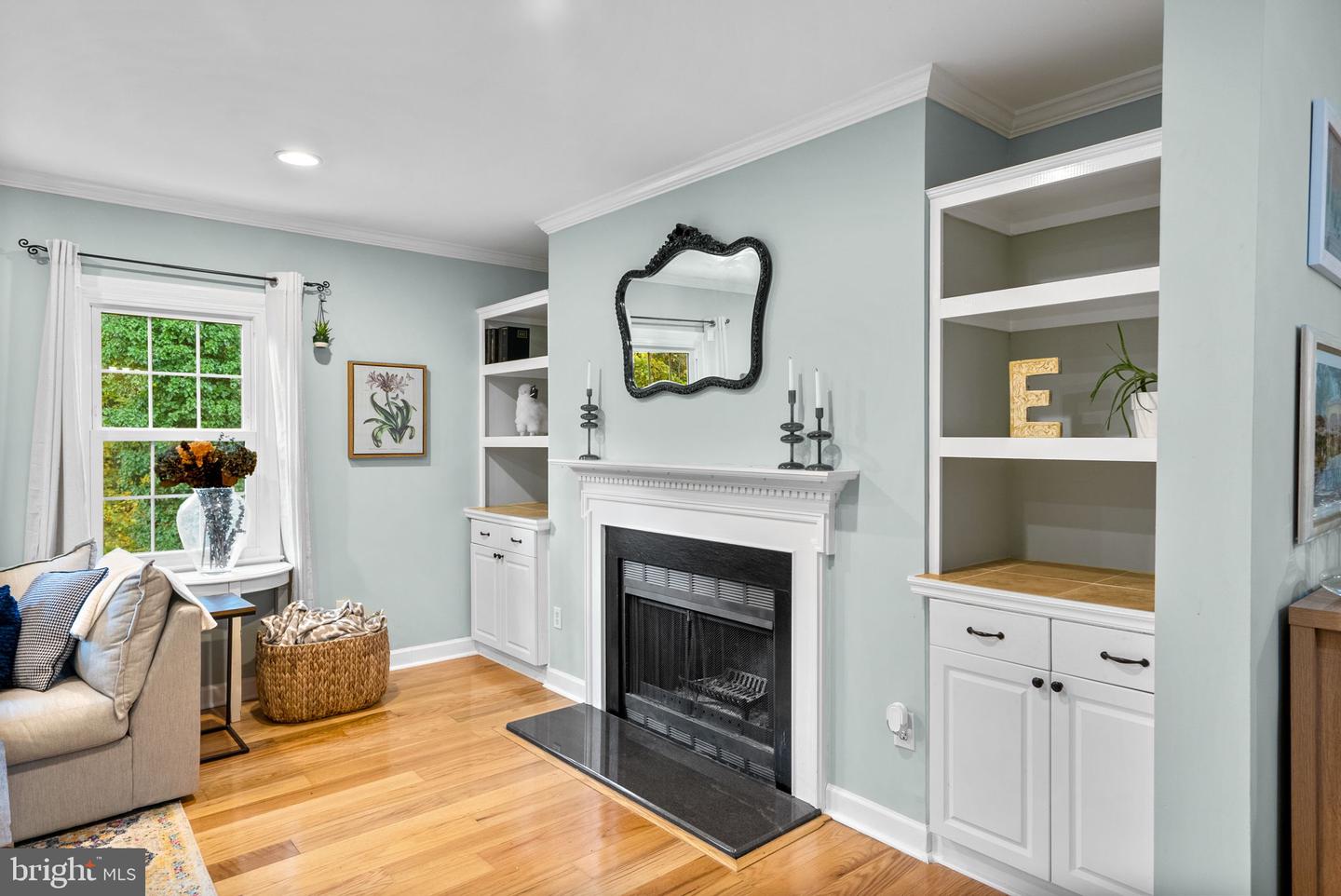 6045 CROWN ROYAL CIR, ALEXANDRIA, Virginia 22310, 2 Bedrooms Bedrooms, ,2 BathroomsBathrooms,Residential,For sale,6045 CROWN ROYAL CIR,VAFX2292092 MLS # VAFX2292092 6045 CROWN ROYAL CIR, ALEXANDRIA, Virginia 22310, 2 Bedrooms Bedrooms, ,2 BathroomsBathrooms,Residential,For sale,6045 CROWN ROYAL CIR,VAFX2292092 MLS # VAFX2292092