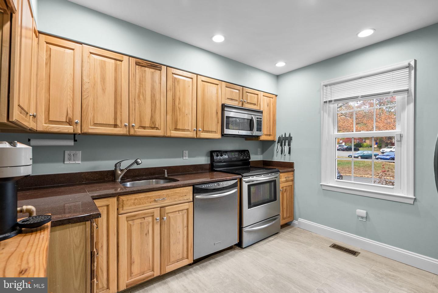 6045 CROWN ROYAL CIR, ALEXANDRIA, Virginia 22310, 2 Bedrooms Bedrooms, ,2 BathroomsBathrooms,Residential,For sale,6045 CROWN ROYAL CIR,VAFX2292092 MLS # VAFX2292092 6045 CROWN ROYAL CIR, ALEXANDRIA, Virginia 22310, 2 Bedrooms Bedrooms, ,2 BathroomsBathrooms,Residential,For sale,6045 CROWN ROYAL CIR,VAFX2292092 MLS # VAFX2292092