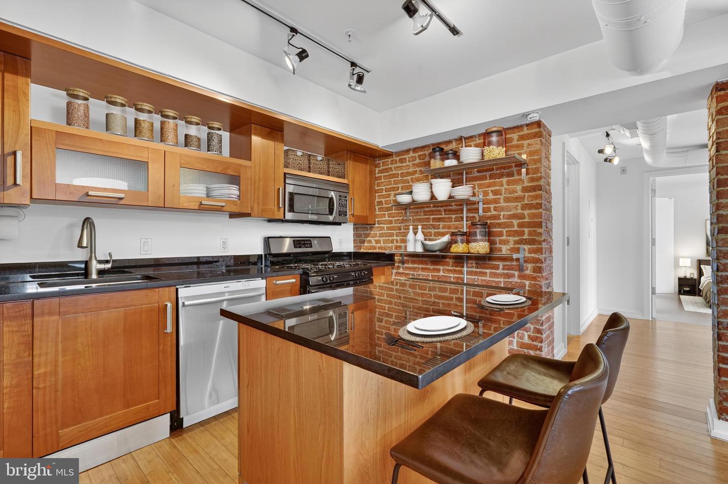 1413 P ST NW #306, WASHINGTON, District Of Columbia 20005, 2 Bedrooms Bedrooms, ,2 BathroomsBathrooms,Residential,For sale,1413 P ST NW #306,DCDC2247196 MLS # DCDC2247196