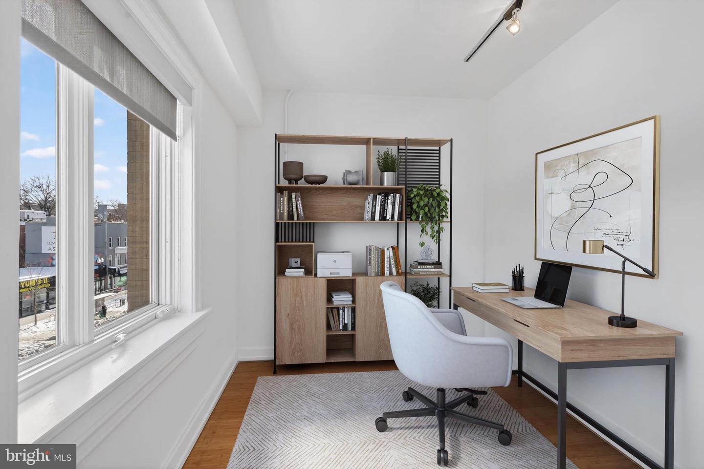 1413 P ST NW #306, WASHINGTON, District Of Columbia 20005, 2 Bedrooms Bedrooms, ,2 BathroomsBathrooms,Residential,For sale,1413 P ST NW #306,DCDC2247196 MLS # DCDC2247196