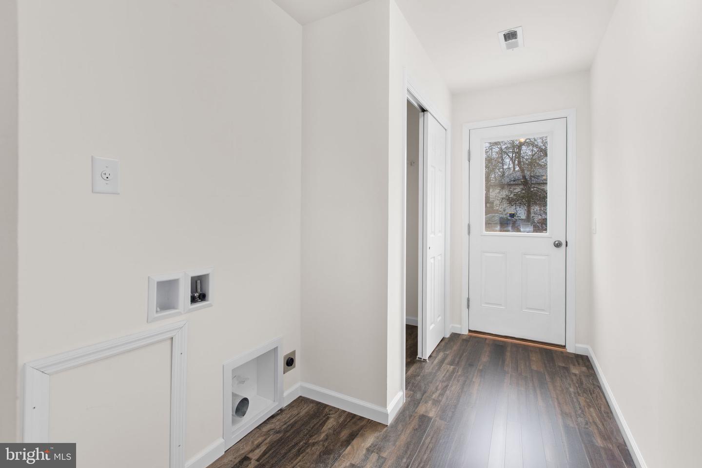 24 BREEZY HILL DR, STAFFORD, Virginia 22556, 3 Bedrooms Bedrooms, ,2 BathroomsBathrooms,Residential,For sale,24 BREEZY HILL DR,VAST2046374 MLS # VAST2046374