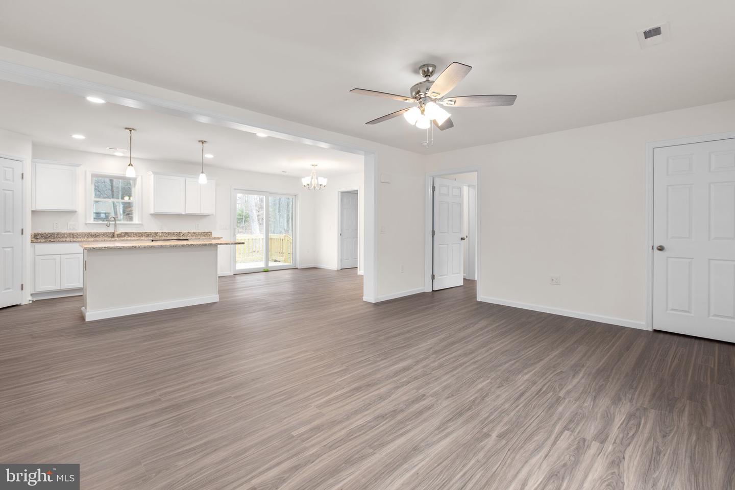 24 BREEZY HILL DR, STAFFORD, Virginia 22556, 3 Bedrooms Bedrooms, ,2 BathroomsBathrooms,Residential,For sale,24 BREEZY HILL DR,VAST2046374 MLS # VAST2046374