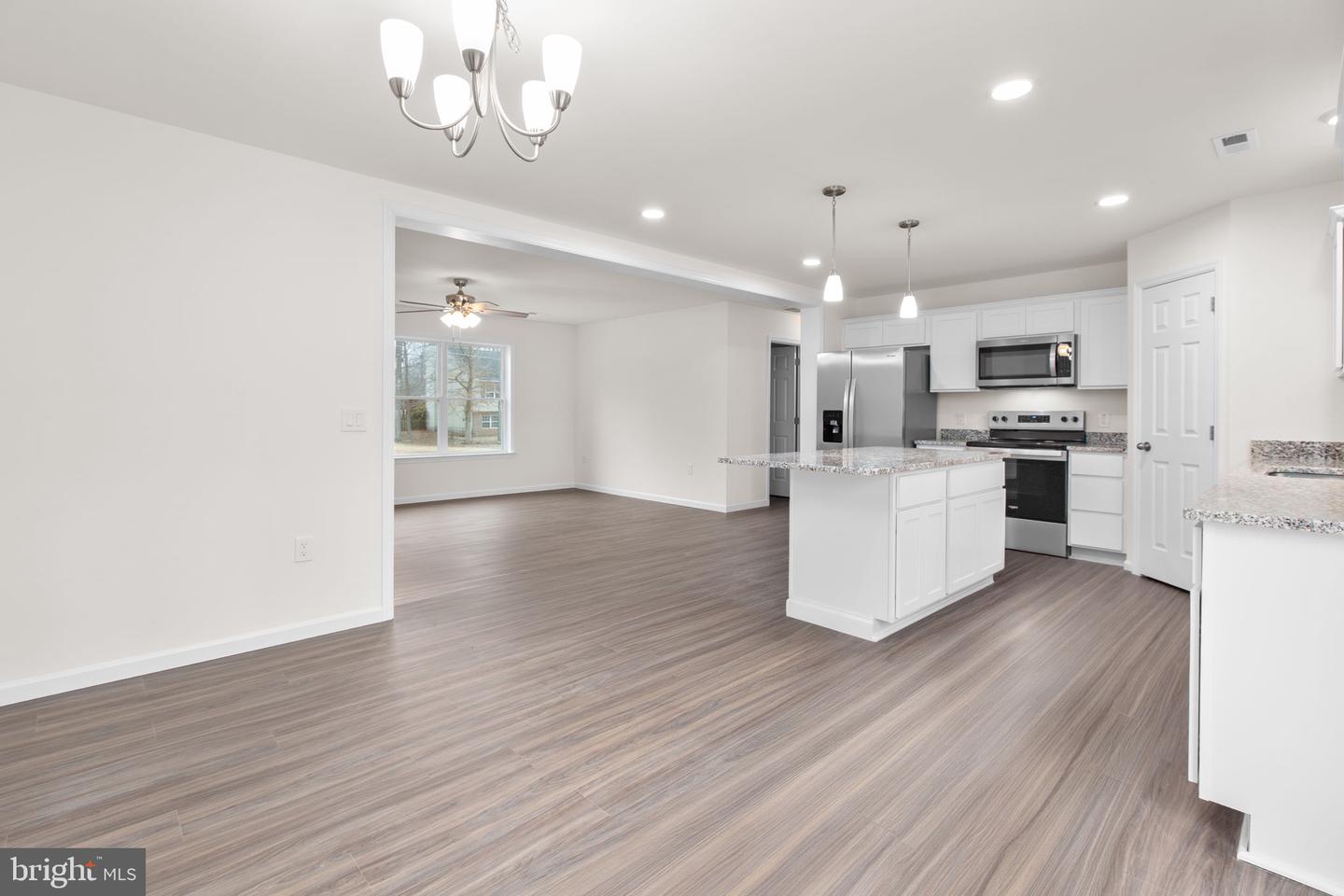 24 BREEZY HILL DR, STAFFORD, Virginia 22556, 3 Bedrooms Bedrooms, ,2 BathroomsBathrooms,Residential,For sale,24 BREEZY HILL DR,VAST2046374 MLS # VAST2046374