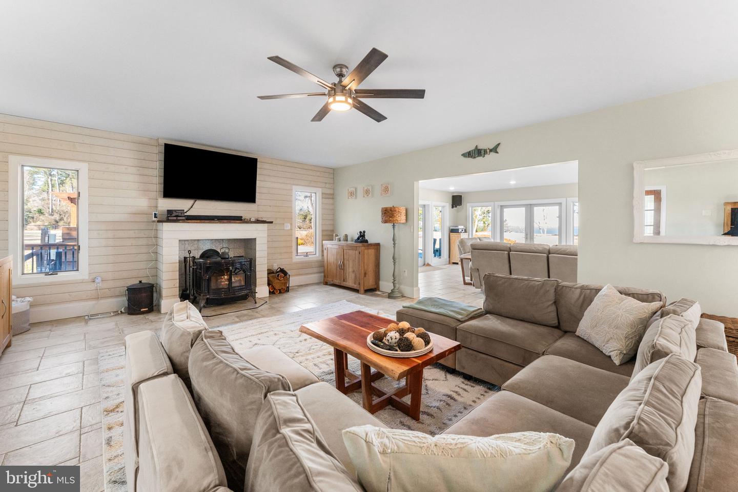 522 FELTON RD, DELTAVILLE, Virginia 23043, 5 Bedrooms Bedrooms, 10 Rooms Rooms,4 BathroomsBathrooms,Residential,For sale,522 FELTON RD,VAMX2000288 MLS # VAMX2000288