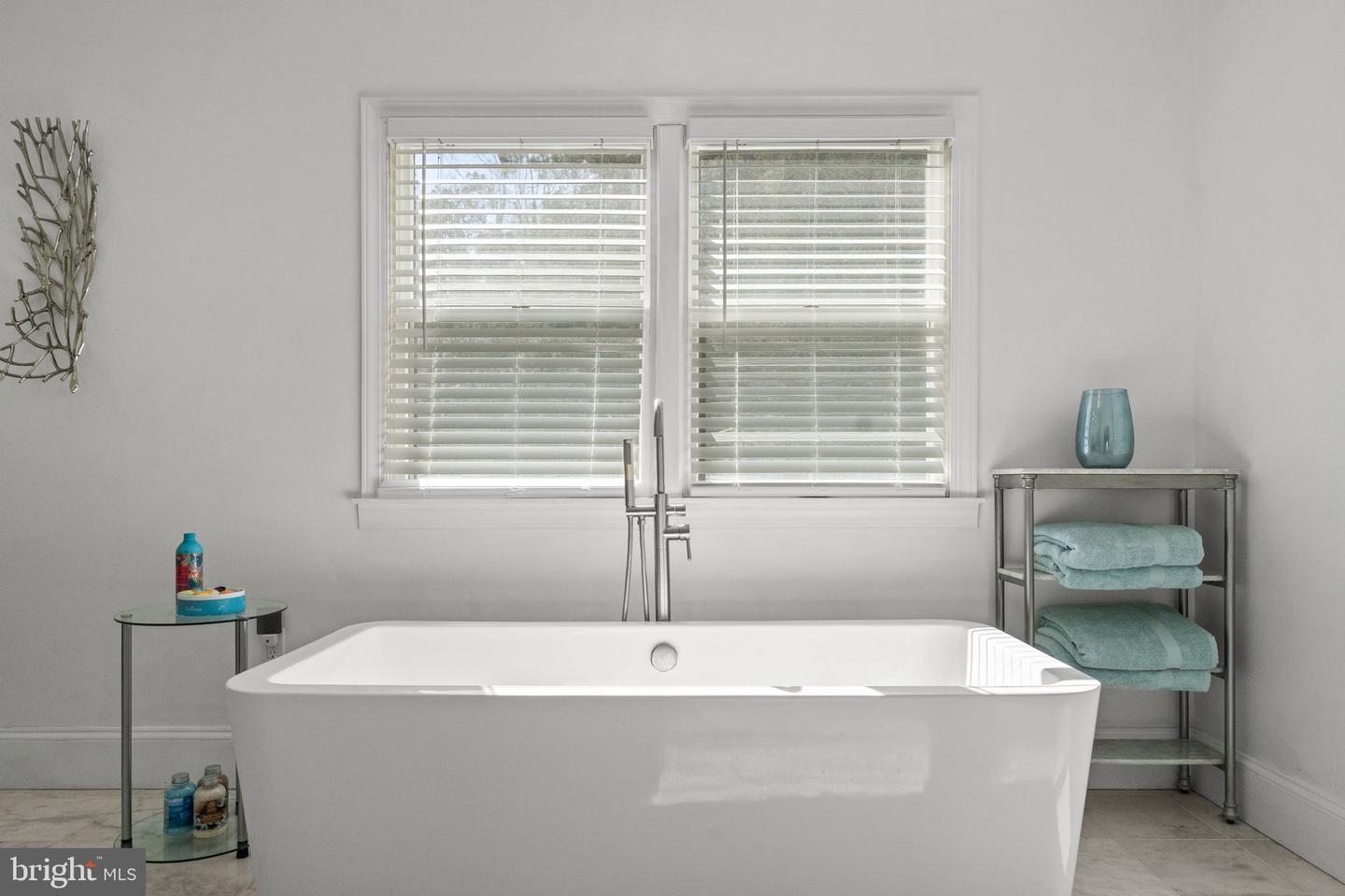 522 FELTON RD, DELTAVILLE, Virginia 23043, 5 Bedrooms Bedrooms, 10 Rooms Rooms,4 BathroomsBathrooms,Residential,For sale,522 FELTON RD,VAMX2000288 MLS # VAMX2000288