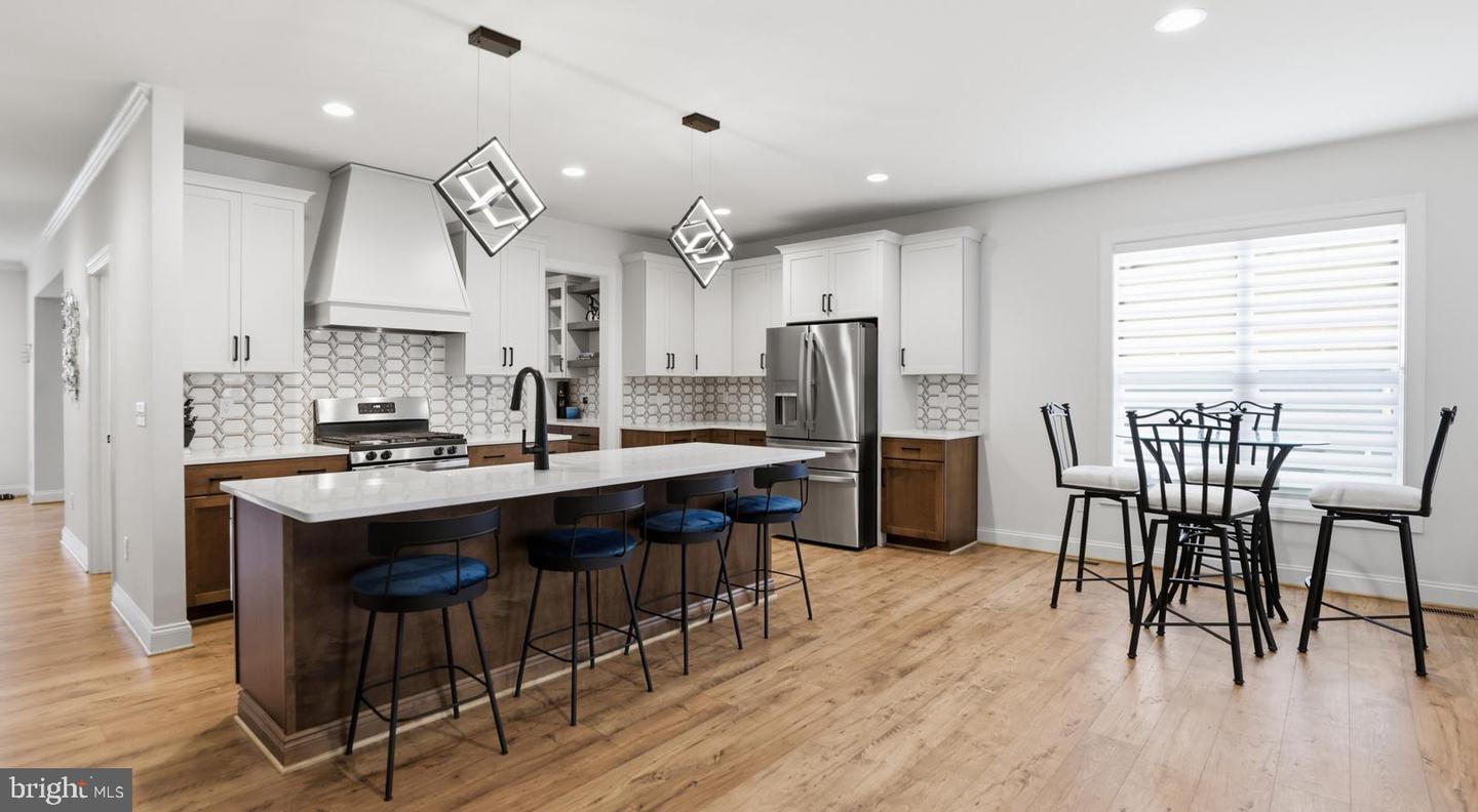 12108 GRANDVIEW HILL CT, ASHLAND, Virginia 23005, 3 Bedrooms Bedrooms, 11 Rooms Rooms,2 BathroomsBathrooms,Residential,For sale,12108 GRANDVIEW HILL CT,VAHA2001130 MLS # VAHA2001130