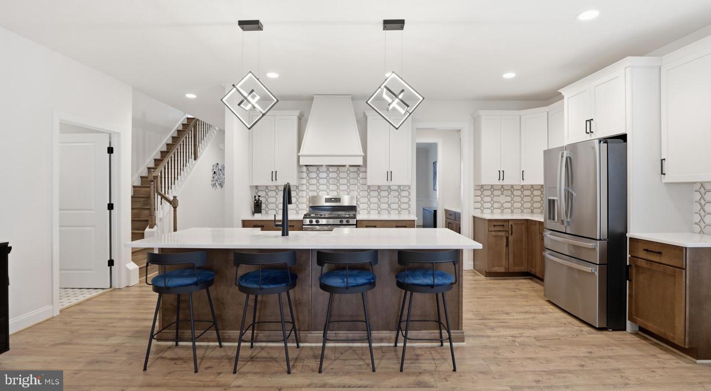 12108 GRANDVIEW HILL CT, ASHLAND, Virginia 23005, 3 Bedrooms Bedrooms, 11 Rooms Rooms,2 BathroomsBathrooms,Residential,For sale,12108 GRANDVIEW HILL CT,VAHA2001130 MLS # VAHA2001130