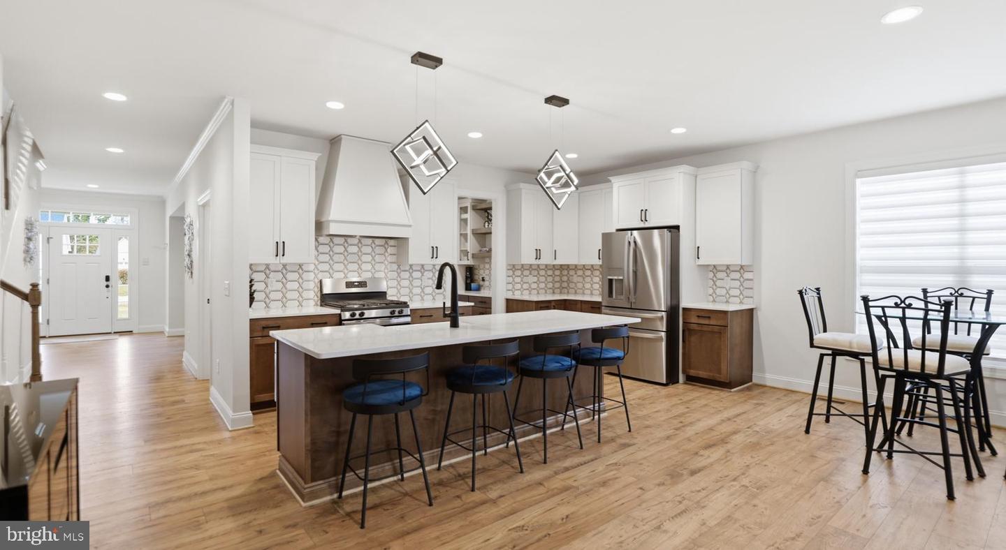 12108 GRANDVIEW HILL CT, ASHLAND, Virginia 23005, 3 Bedrooms Bedrooms, 11 Rooms Rooms,2 BathroomsBathrooms,Residential,For sale,12108 GRANDVIEW HILL CT,VAHA2001130 MLS # VAHA2001130