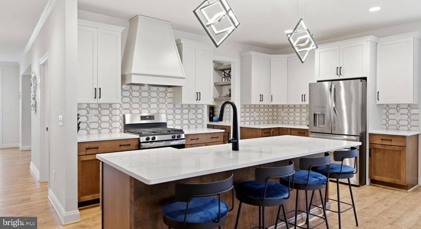 12108 GRANDVIEW HILL CT, ASHLAND, Virginia 23005, 3 Bedrooms Bedrooms, 11 Rooms Rooms,2 BathroomsBathrooms,Residential,For sale,12108 GRANDVIEW HILL CT,VAHA2001130 MLS # VAHA2001130