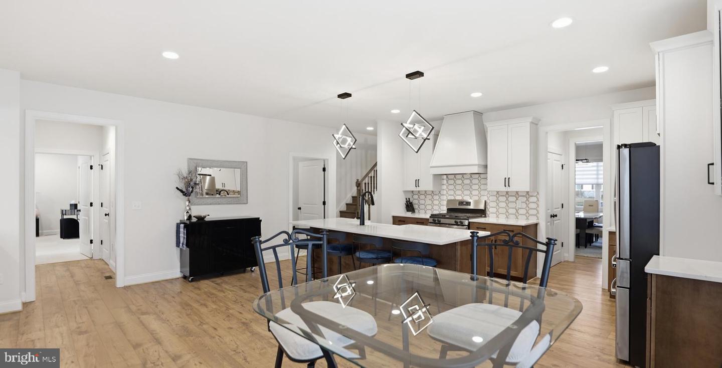 12108 GRANDVIEW HILL CT, ASHLAND, Virginia 23005, 3 Bedrooms Bedrooms, 11 Rooms Rooms,2 BathroomsBathrooms,Residential,For sale,12108 GRANDVIEW HILL CT,VAHA2001130 MLS # VAHA2001130