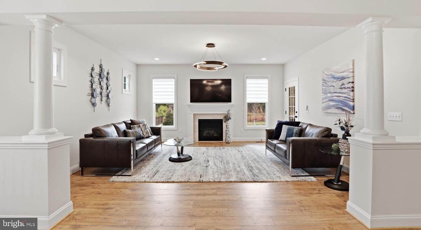 12108 GRANDVIEW HILL CT, ASHLAND, Virginia 23005, 3 Bedrooms Bedrooms, 11 Rooms Rooms,2 BathroomsBathrooms,Residential,For sale,12108 GRANDVIEW HILL CT,VAHA2001130 MLS # VAHA2001130