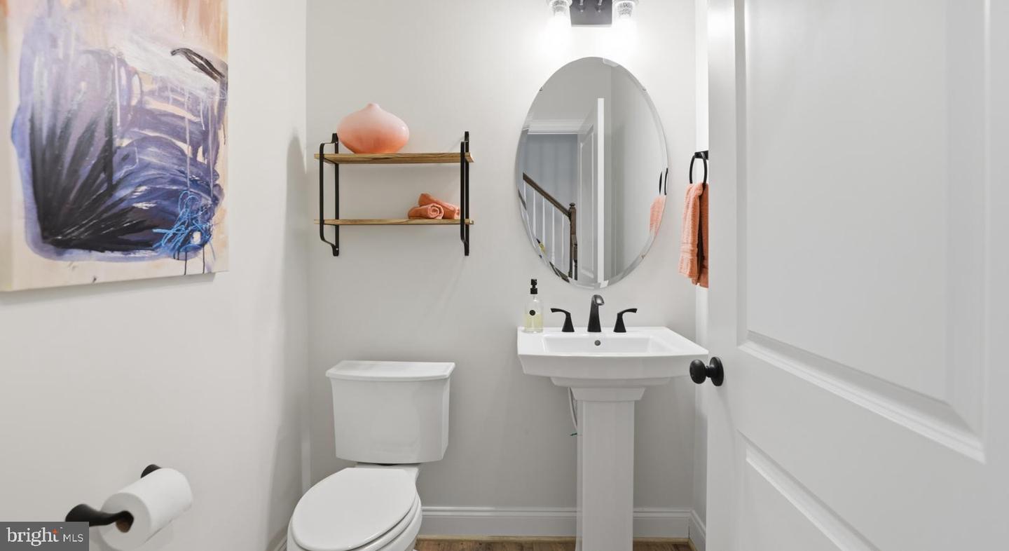 12108 GRANDVIEW HILL CT, ASHLAND, Virginia 23005, 3 Bedrooms Bedrooms, 11 Rooms Rooms,2 BathroomsBathrooms,Residential,For sale,12108 GRANDVIEW HILL CT,VAHA2001130 MLS # VAHA2001130